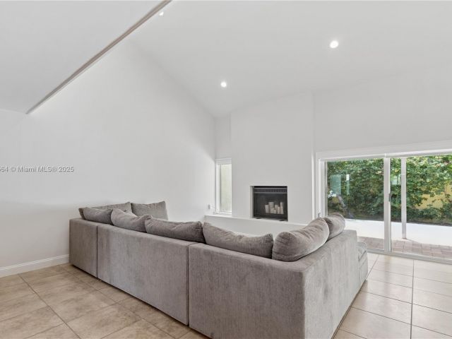 Home for sale at 2952 Florida Blvd - photo 5879238