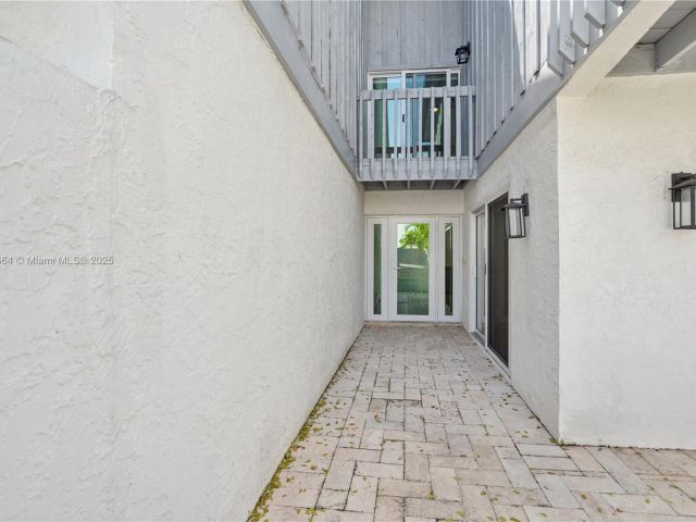 Home for sale at 2952 Florida Blvd - photo 5879243