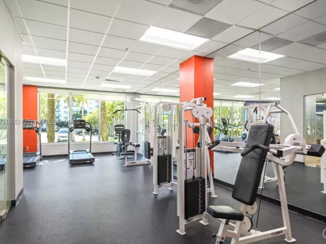 2-bedroom condo for sale in Sunny Isles Beach - 19380 Collins Ave 1002 - MondialRealty