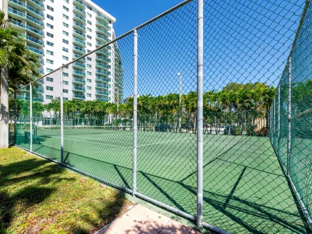 2-bedroom condo for sale in Sunny Isles Beach - 19380 Collins Ave 1002 - MondialRealty