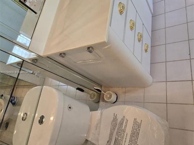 Home for rent at 1901 SW 2nd Ave - photo 5900233