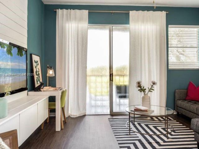 Home for rent at 5555 N Military Trl Riviera - photo 5861838