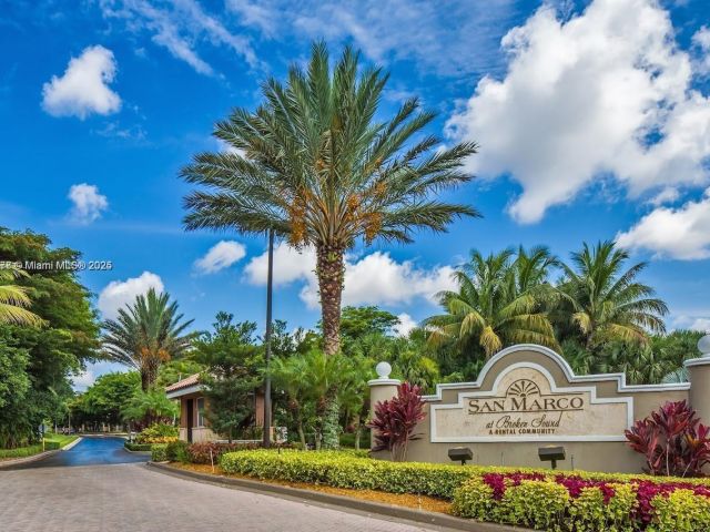 Home for rent at 5555 N Military Trl Riviera - photo 5861848