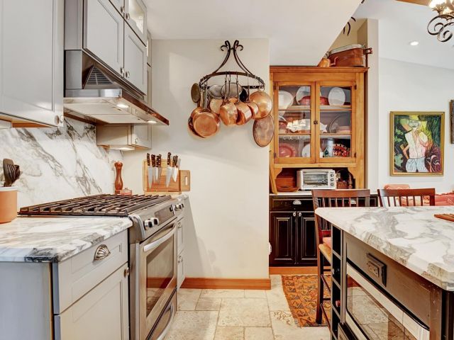 Home for sale at 42 Palm Square - photo 5877677