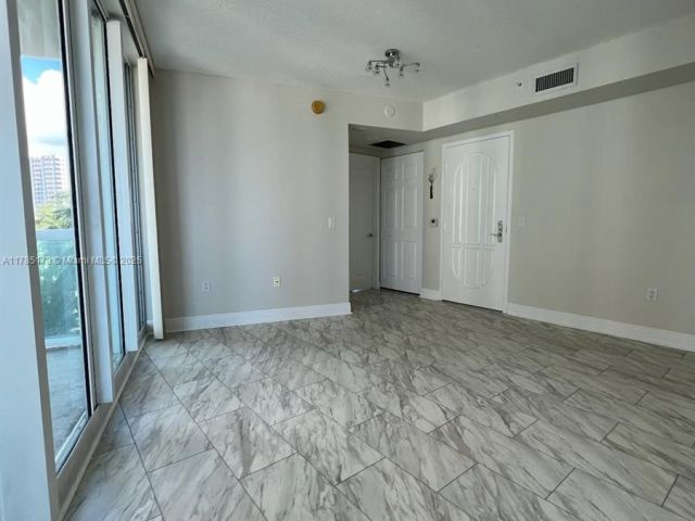 Apartment for sale  Unit #610 - photo 5905237