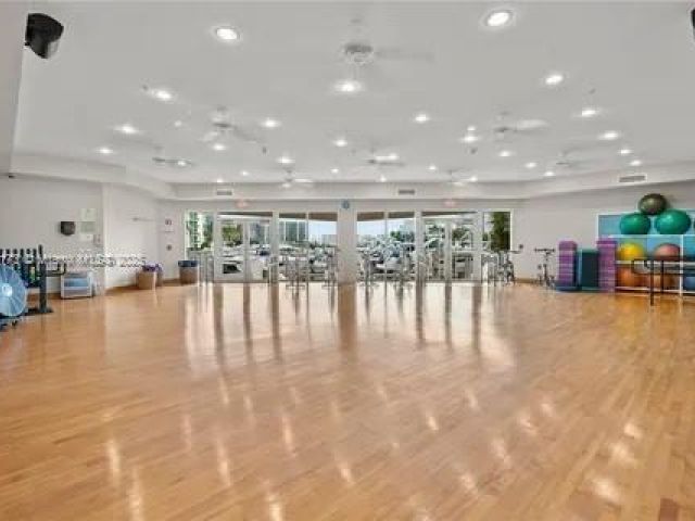 Apartment for sale  Unit #610 - photo 5905240