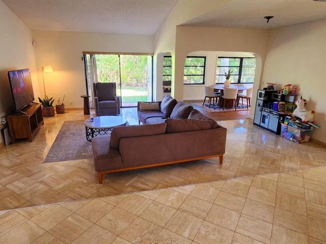 Home for sale at 22310 Cameo Dr E - photo 5862256