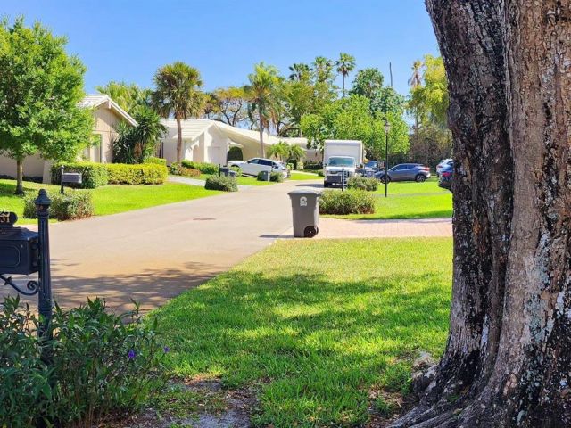 Home for sale at 22310 Cameo Dr E - photo 5862267