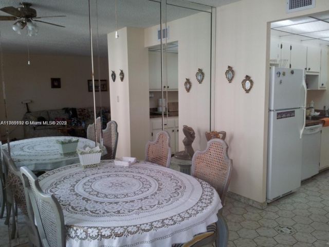 Apartment for sale  Unit #706 - photo 5932646