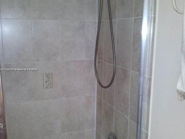 Apartment for sale  Unit #706 - photo 5932651