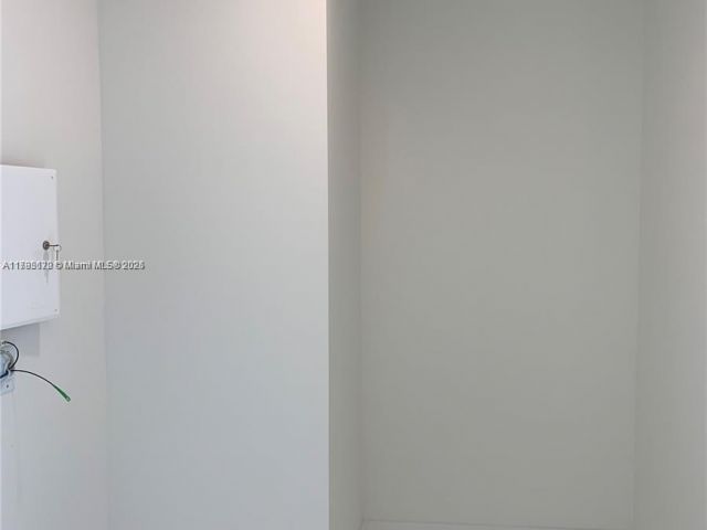 Apartment for sale  Unit #3002 - photo 5923391