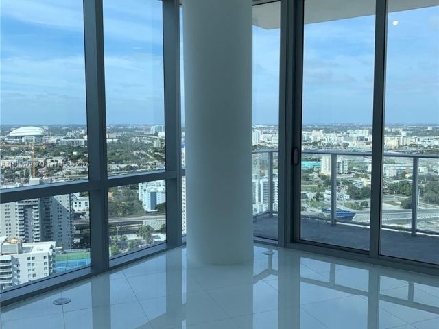 Apartment for sale  Unit #3002 - photo 5923398