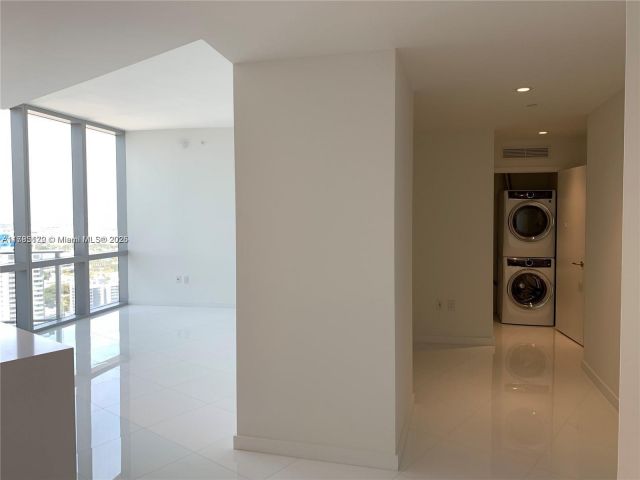 Apartment for sale  Unit #3002 - photo 5923401