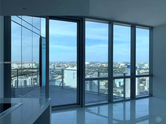 1-bedroom condo for sale in Miami - 851 NE 1st Ave 3002 - MondialRealty