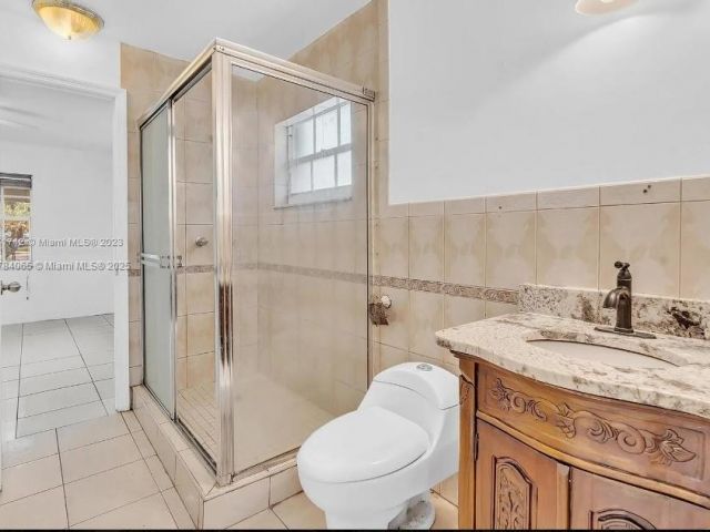 Home for sale at 936 NE 132nd St - photo 5877154