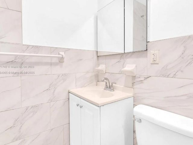 Home for sale at 936 NE 132nd St - photo 5877157