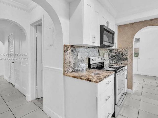 Home for sale at 936 NE 132nd St - photo 5877162