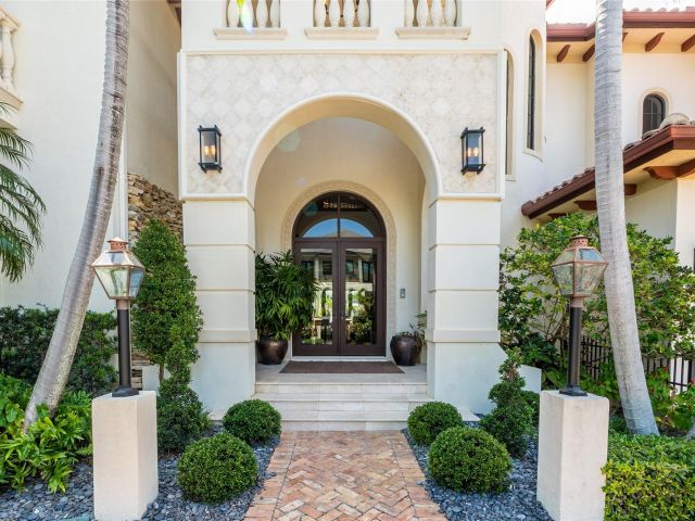 Home for sale at 441 Royal Plaza Dr - photo 6023976