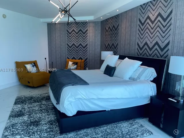 3-bedroom condo for rent in Hollywood - 3101 S Ocean Dr 1707 - MondialRealty