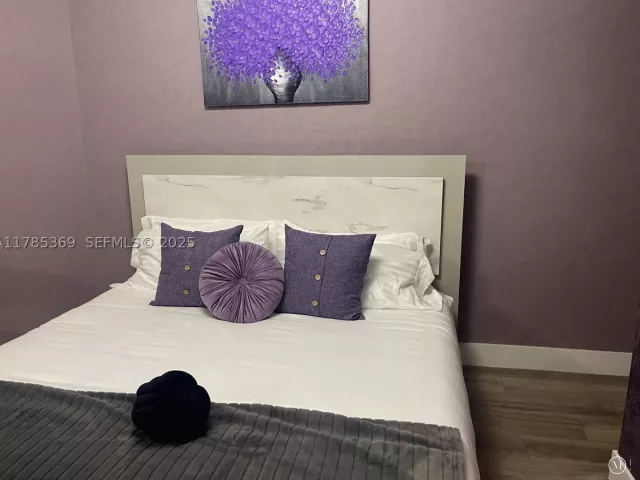 3-bedroom condo for rent in Hollywood - 3101 S Ocean Dr 1707 - MondialRealty