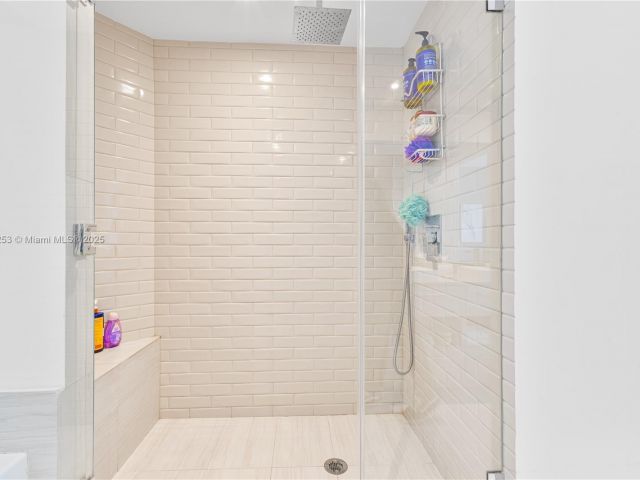 Apartment for rent  Unit #T3609 - photo 5971727