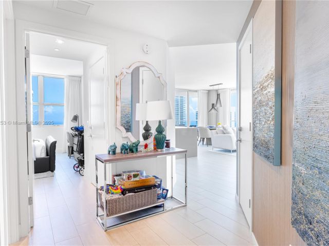 Apartment for rent  Unit #T3609 - photo 5971733