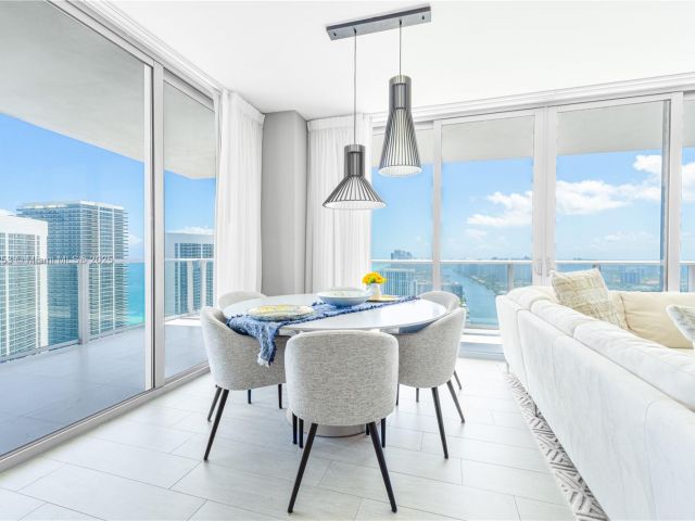 Apartment for rent  Unit #T3609 - photo 5971736