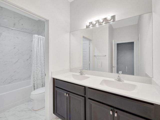 Home for rent at 17624 SW 149th Pl - photo 5969248