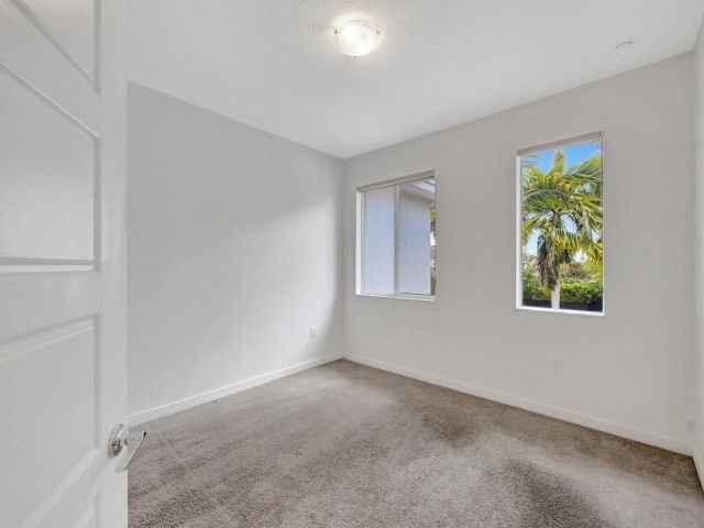 Home for rent at 17624 SW 149th Pl - photo 5969251