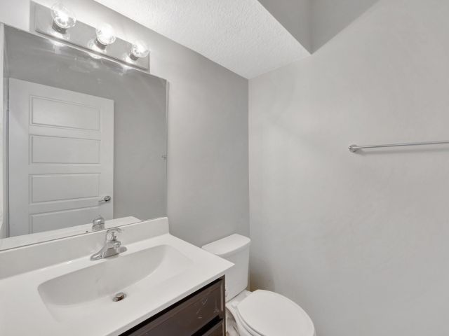 Home for rent at 17624 SW 149th Pl - photo 5969254