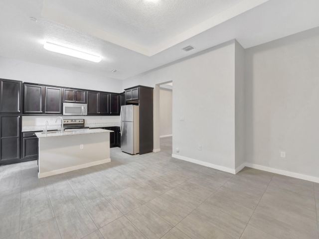 Home for rent at 17624 SW 149th Pl - photo 5969264