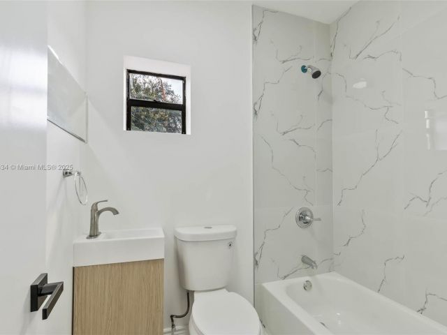 Home for sale at 583 NW 47th Ter - photo 6003895