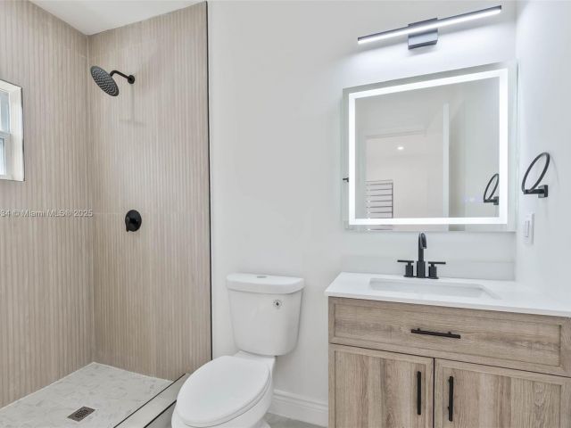 Home for sale at 583 NW 47th Ter - photo 6003898