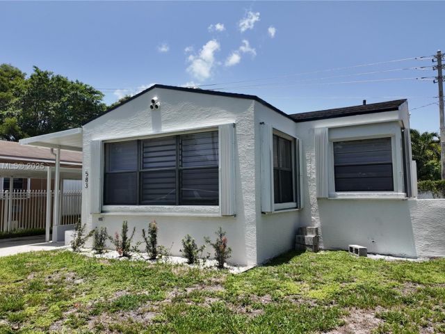 Home for sale at 583 NW 47th Ter - photo 6133807