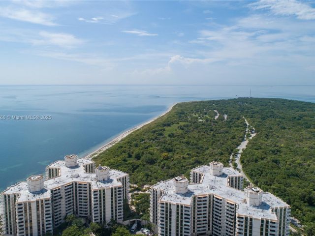 Apartment for sale  Unit #B804 - photo 5900550