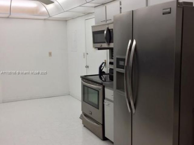 Apartment for sale  Unit #B804 - photo 5900558