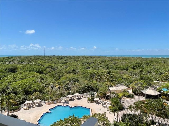 Apartment for sale  Unit #B804 - photo 5900562