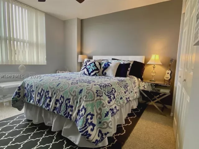 2-bedroom condo for rent in Hallandale Beach - 2080 S Ocean Dr 707 - MondialRealty