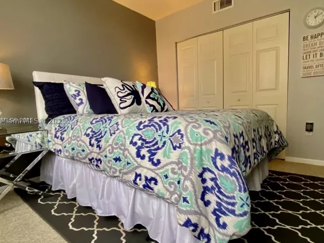 2-bedroom condo for rent in Hallandale Beach - 2080 S Ocean Dr 707 - MondialRealty