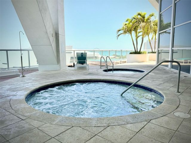 Apartment for sale  Unit #1009 - photo 5921170