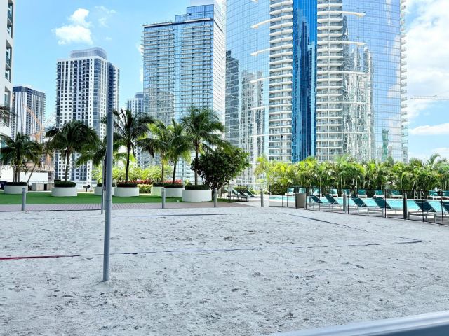 Apartment for sale  Unit #1009 - photo 5921177