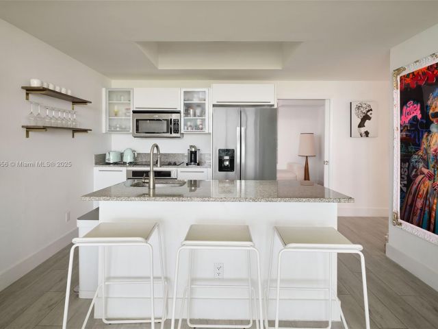 Apartment for sale  Unit #1009 - photo 5921185