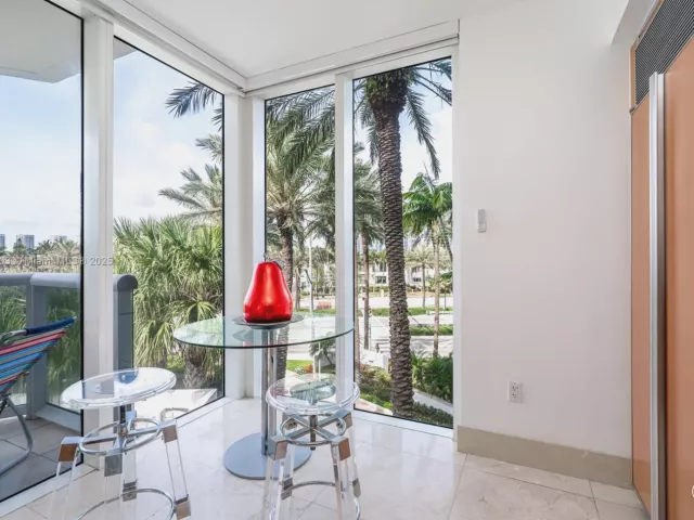 Apartment for sale  Unit #405 - photo 5898950