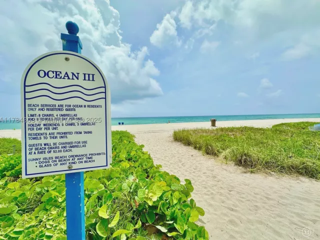 3-bedroom condo for sale in Sunny Isles Beach - 18911 Collins Ave 405 - MondialRealty