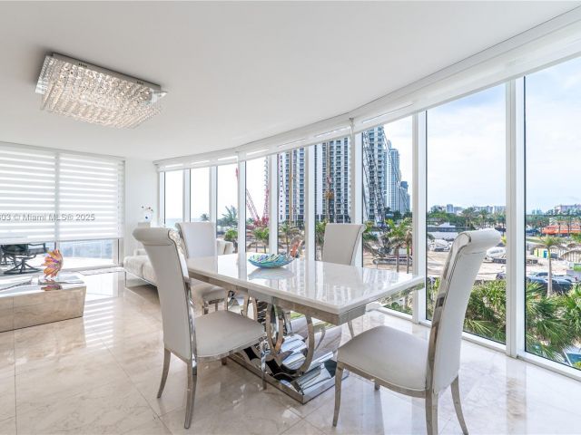 Apartment for sale  Unit #405 - photo 5898956