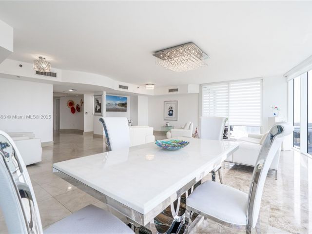 Apartment for sale  Unit #405 - photo 5898957