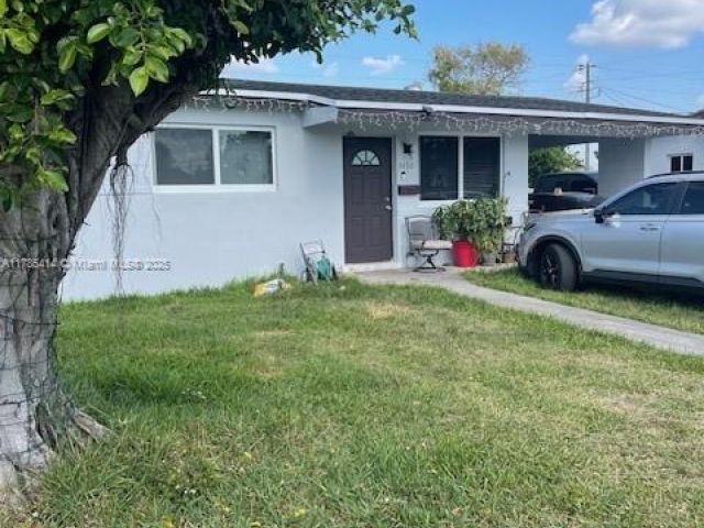 Home for sale at 3430 SW 105th Ave - photo 6087787