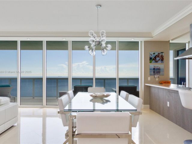 Apartment for rent  Unit #3401 - photo 5899598