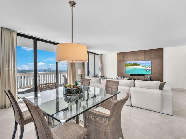 Apartment for sale  Unit #1704 - photo 5975092