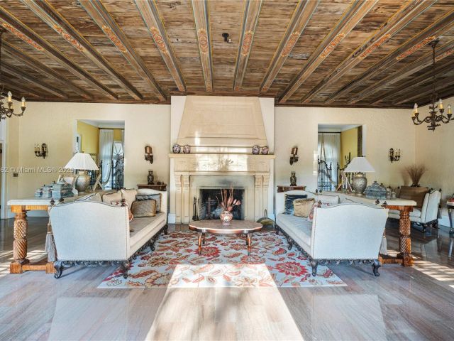 Home for sale at 8447 E Dixie Hwy - photo 6009353